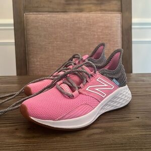 New Balance Roav - 13 - EUC!